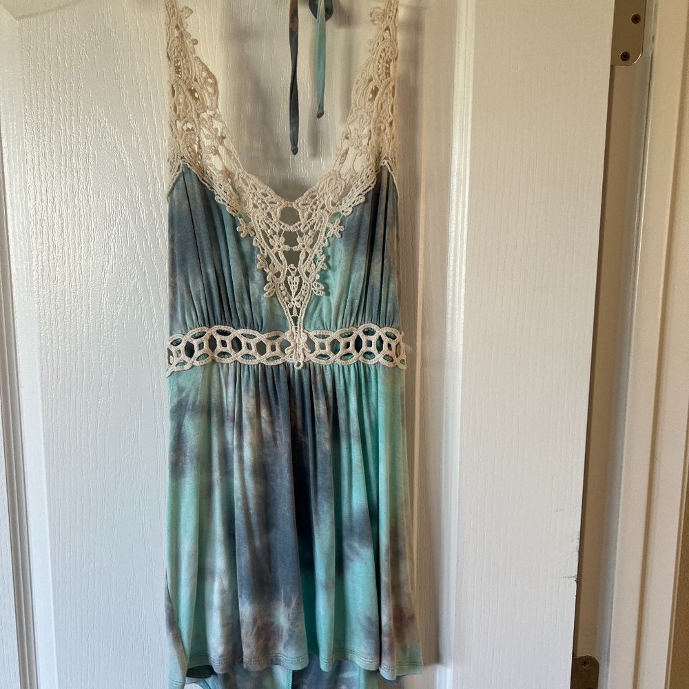 Victoria Secret lace Halter Top, Size Small